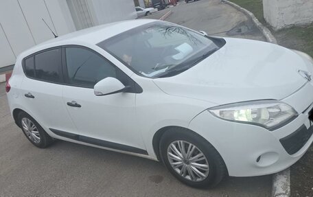 Renault Megane III, 2010 год, 625 000 рублей, 2 фотография