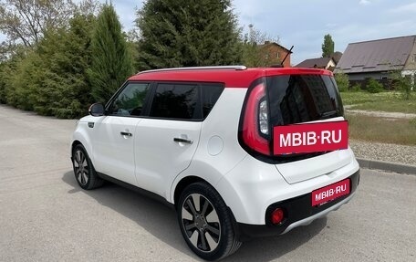 KIA Soul II рестайлинг, 2019 год, 1 899 000 рублей, 3 фотография