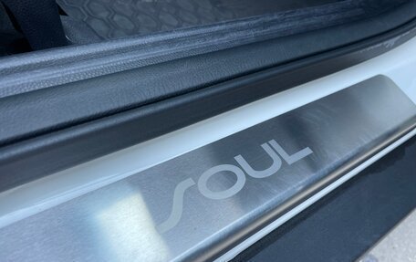 KIA Soul II рестайлинг, 2019 год, 1 899 000 рублей, 37 фотография