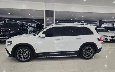 Mercedes-Benz GLB, 2022 год, 4 100 000 рублей, 2 фотография