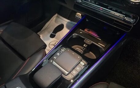 Mercedes-Benz GLB, 2022 год, 4 100 000 рублей, 9 фотография