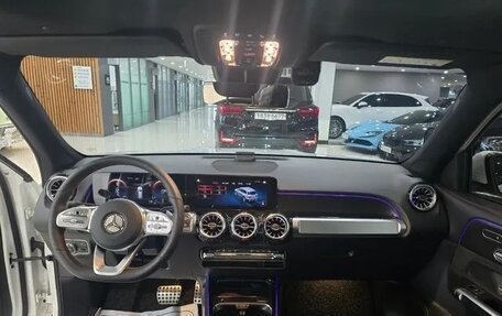 Mercedes-Benz GLB, 2022 год, 4 100 000 рублей, 13 фотография
