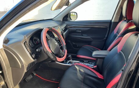 Mitsubishi Outlander III рестайлинг 3, 2019 год, 2 500 000 рублей, 4 фотография