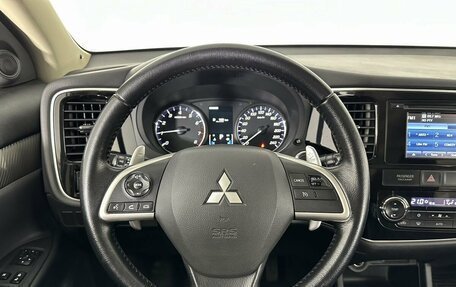 Mitsubishi Outlander III рестайлинг 3, 2013 год, 1 327 000 рублей, 14 фотография