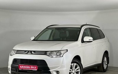 Mitsubishi Outlander III рестайлинг 3, 2013 год, 1 327 000 рублей, 1 фотография