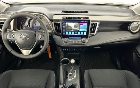 Toyota RAV4, 2014 год, 1 614 000 рублей, 10 фотография