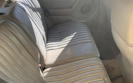 Mercedes-Benz W124, 1988 год, 135 000 рублей, 5 фотография