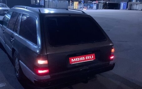 Mercedes-Benz W124, 1988 год, 135 000 рублей, 3 фотография