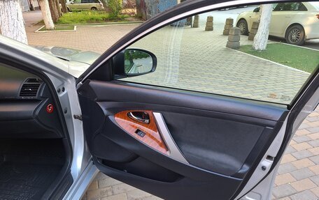 Toyota Camry, 2011 год, 1 300 000 рублей, 2 фотография