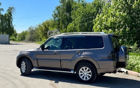 Mitsubishi Pajero IV, 2011 год, 2 190 000 рублей, 5 фотография