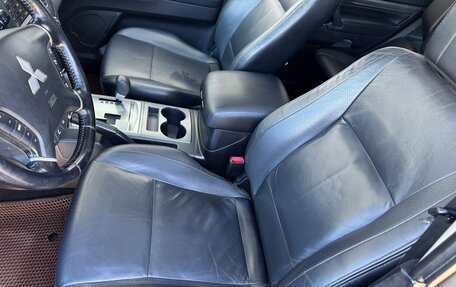 Mitsubishi Pajero IV, 2011 год, 2 190 000 рублей, 13 фотография
