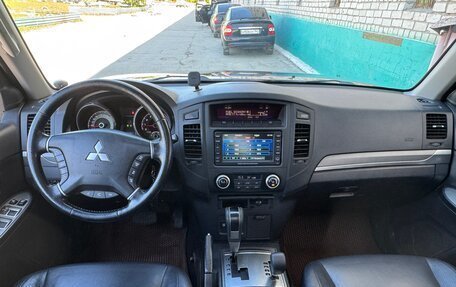 Mitsubishi Pajero IV, 2011 год, 2 190 000 рублей, 22 фотография