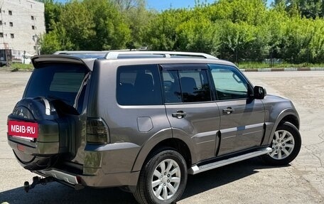 Mitsubishi Pajero IV, 2011 год, 2 190 000 рублей, 8 фотография