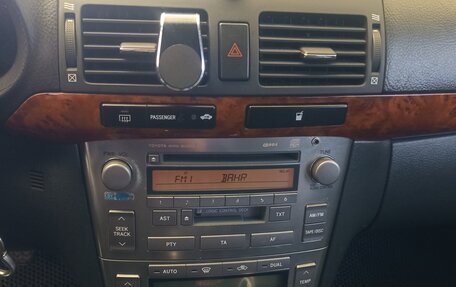 Toyota Avensis III рестайлинг, 2005 год, 620 000 рублей, 10 фотография