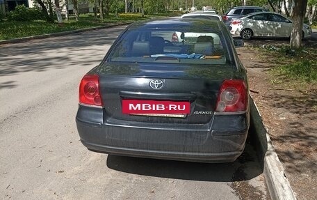 Toyota Avensis III рестайлинг, 2005 год, 620 000 рублей, 13 фотография