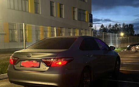 Toyota Camry, 2017 год, 2 300 000 рублей, 5 фотография
