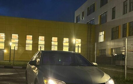 Toyota Camry, 2017 год, 2 300 000 рублей, 2 фотография