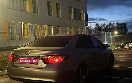 Toyota Camry, 2017 год, 2 300 000 рублей, 7 фотография