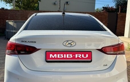 Hyundai Solaris II рестайлинг, 2017 год, 1 250 000 рублей, 2 фотография