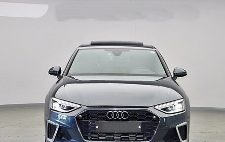 Audi A4, 2022 год, 2 950 000 рублей, 3 фотография