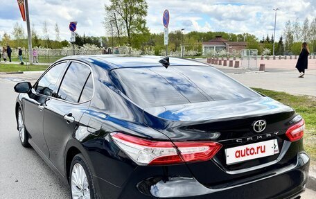 Toyota Camry, 2019 год, 3 049 000 рублей, 6 фотография