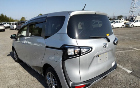 Toyota Sienta II, 2020 год, 1 250 000 рублей, 3 фотография
