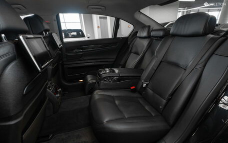 BMW 7 серия, 2014 год, 2 150 000 рублей, 13 фотография