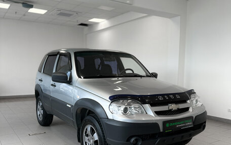 Chevrolet Niva I рестайлинг, 2012 год, 493 000 рублей, 3 фотография