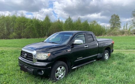 Toyota Tundra II, 2008 год, 1 700 000 рублей, 1 фотография