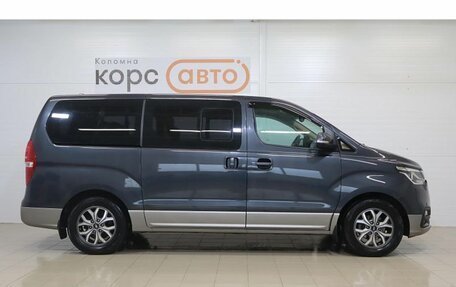 Hyundai H-1 II рестайлинг, 2019 год, 3 373 000 рублей, 4 фотография