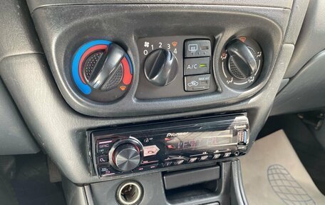 Nissan Almera, 2005 год, 269 000 рублей, 10 фотография