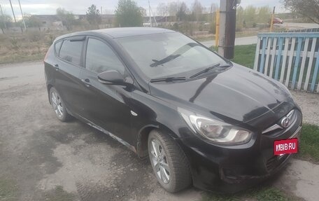 Hyundai Solaris II рестайлинг, 2011 год, 450 000 рублей, 3 фотография