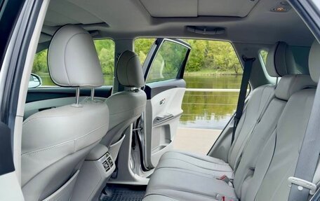 Toyota Venza I, 2014 год, 2 599 999 рублей, 16 фотография