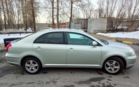 Toyota Avensis III рестайлинг, 2006 год, 610 000 рублей, 3 фотография
