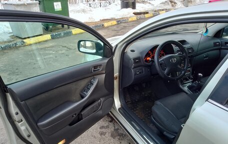 Toyota Avensis III рестайлинг, 2006 год, 610 000 рублей, 15 фотография