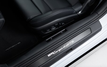 Porsche 911, 2025 год, 32 990 000 рублей, 17 фотография