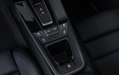 Porsche 911, 2025 год, 32 990 000 рублей, 27 фотография