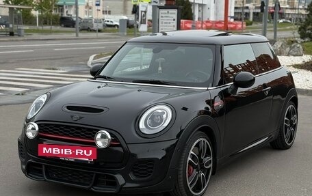 MINI Hatch, 2016 год, 2 490 000 рублей, 2 фотография