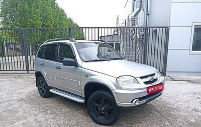Chevrolet Niva I рестайлинг, 2004 год, 370 000 рублей, 1 фотография