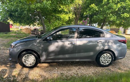 KIA Rio IV, 2018 год, 1 400 000 рублей, 4 фотография