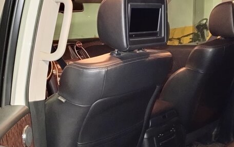 Nissan Patrol, 2011 год, 2 579 000 рублей, 6 фотография