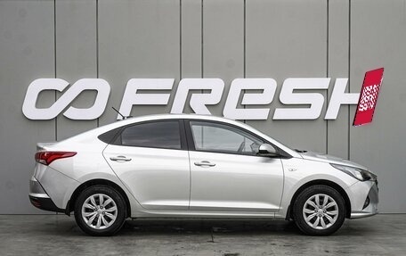 Hyundai Solaris II рестайлинг, 2022 год, 1 770 000 рублей, 5 фотография