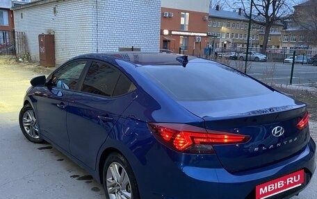 Hyundai Elantra VI рестайлинг, 2019 год, 1 500 000 рублей, 7 фотография