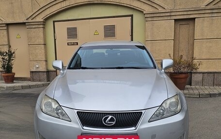 Lexus IS II рестайлинг 2, 2007 год, 1 200 000 рублей, 2 фотография