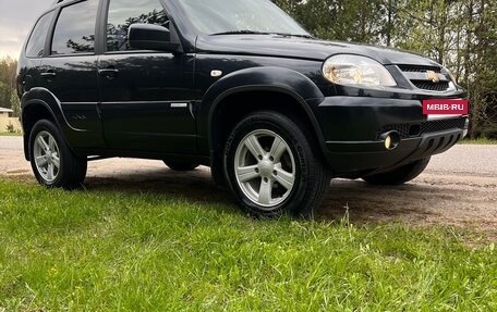 Chevrolet Niva I рестайлинг, 2013 год, 650 000 рублей, 11 фотография