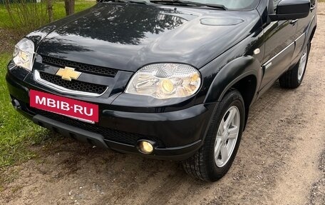 Chevrolet Niva I рестайлинг, 2013 год, 650 000 рублей, 9 фотография