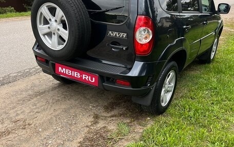 Chevrolet Niva I рестайлинг, 2013 год, 650 000 рублей, 6 фотография