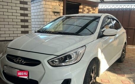 Hyundai Solaris II рестайлинг, 2014 год, 950 000 рублей, 3 фотография