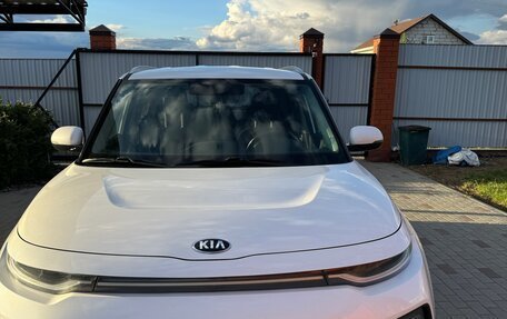 KIA Soul III, 2020 год, 1 750 000 рублей, 2 фотография