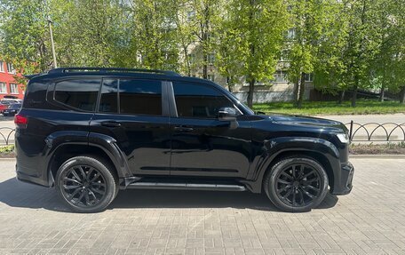 Toyota Land Cruiser, 2021 год, 15 000 000 рублей, 4 фотография